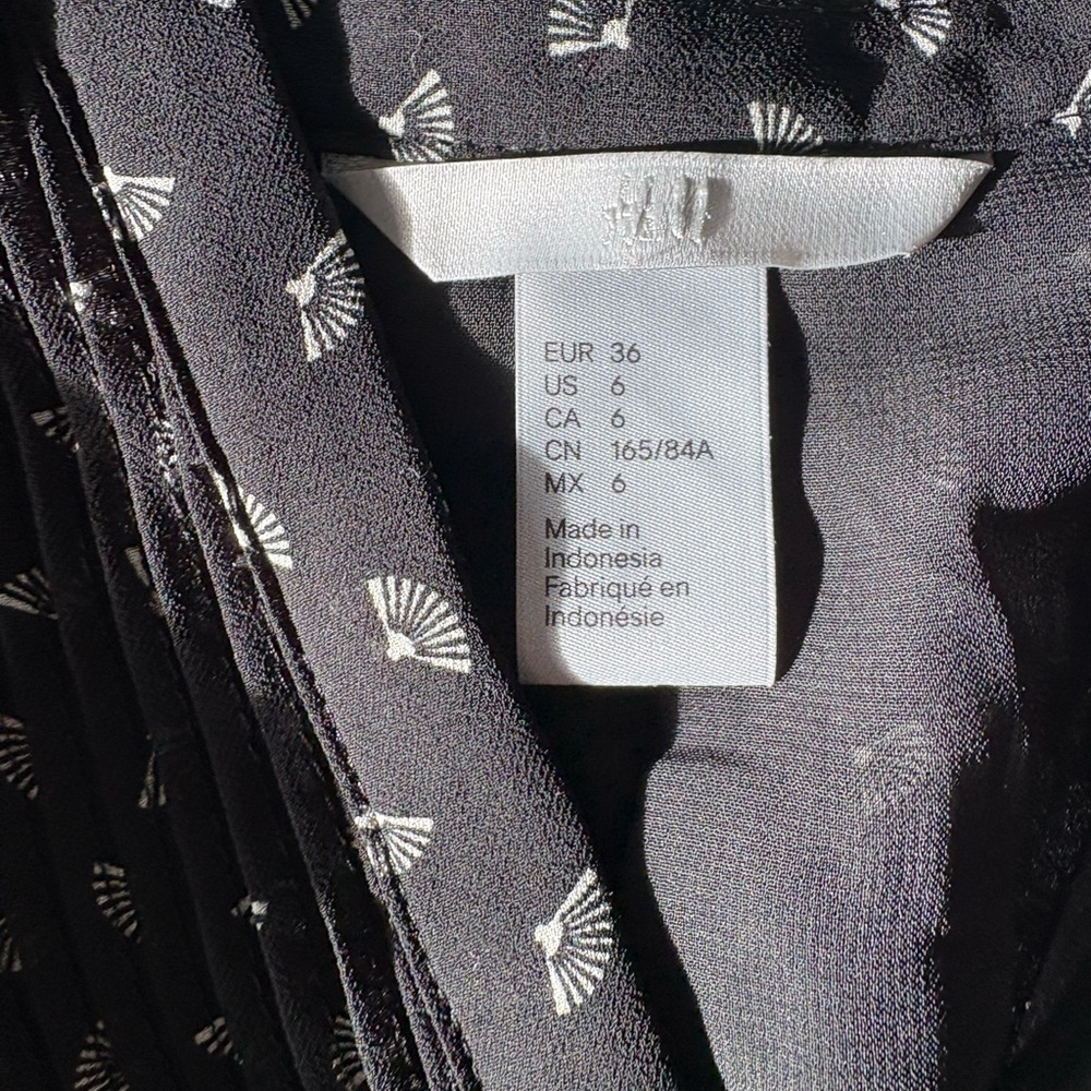 H&M Black & White Fan Print Dress – Size 6 - Picture 8 of 14